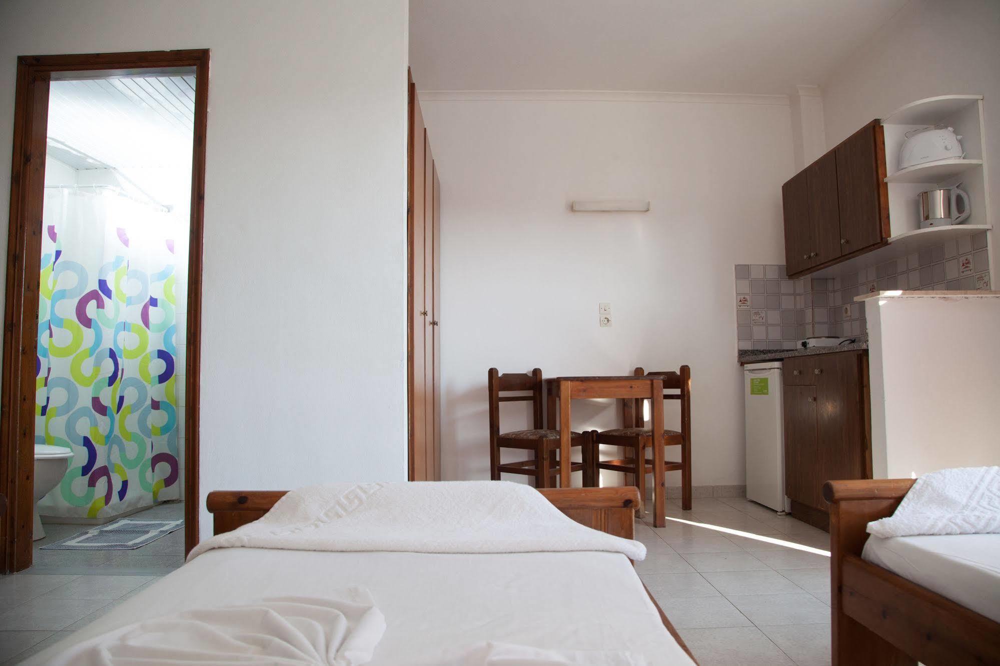 Elga Hotel & Apartments Kardamena  ภายนอก รูปภาพ