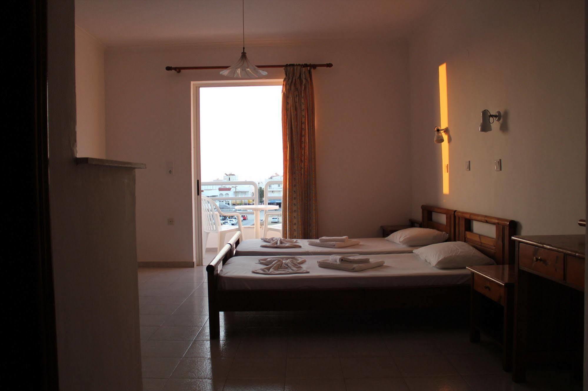 Elga Hotel & Apartments Kardamena  ภายนอก รูปภาพ